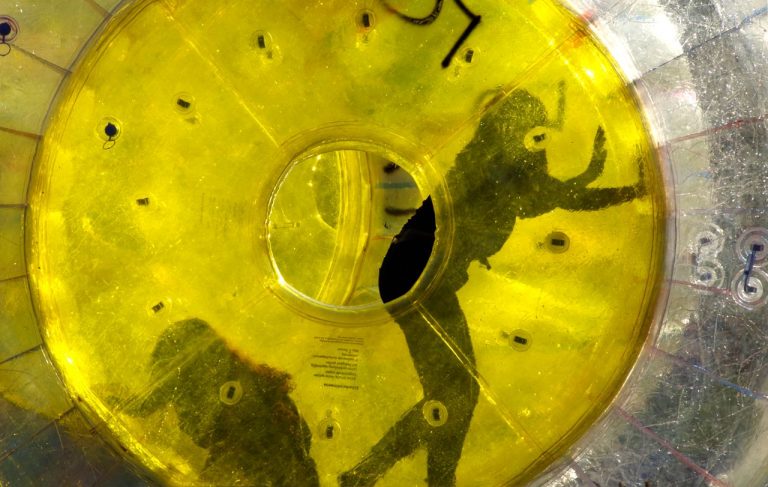 Zorbing – ekstremalna zabawa czy wysiłek?